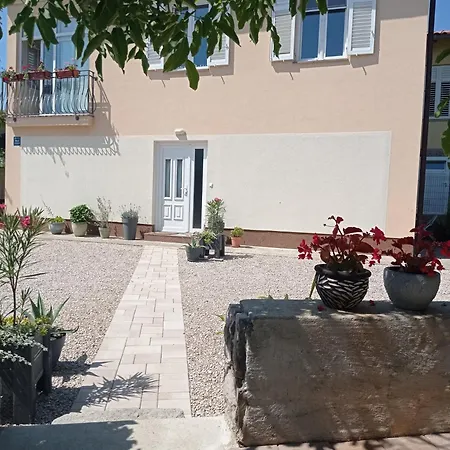 Апартаменты Linda Крк