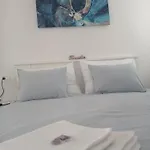 Linda