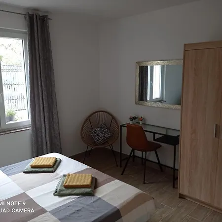 Linda Apartment